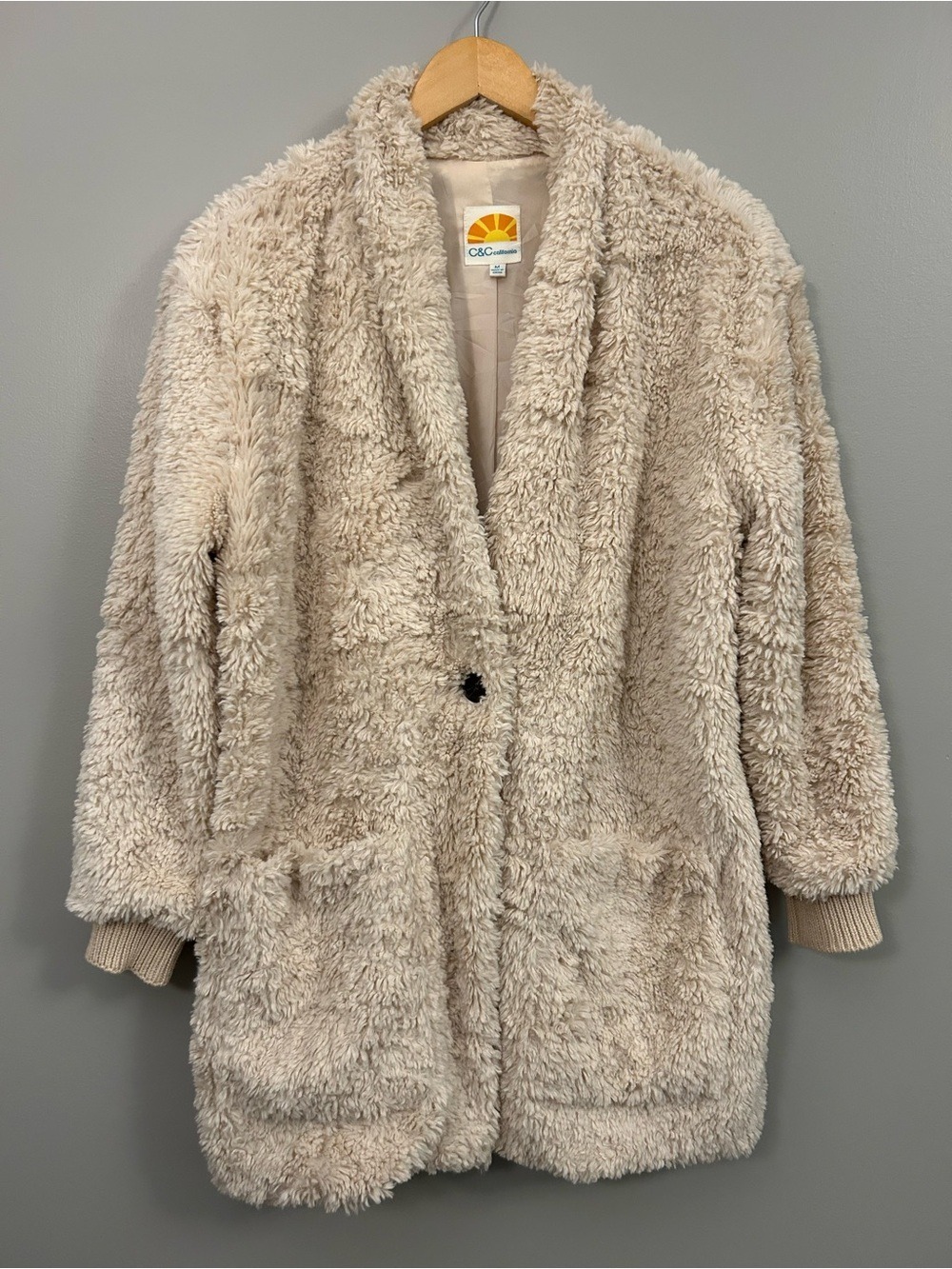 C&C California Plush Cream Teddy Jacket Women’s Size Medium